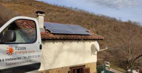 Ampliación instalación solar aislada en Lena (Asturias)