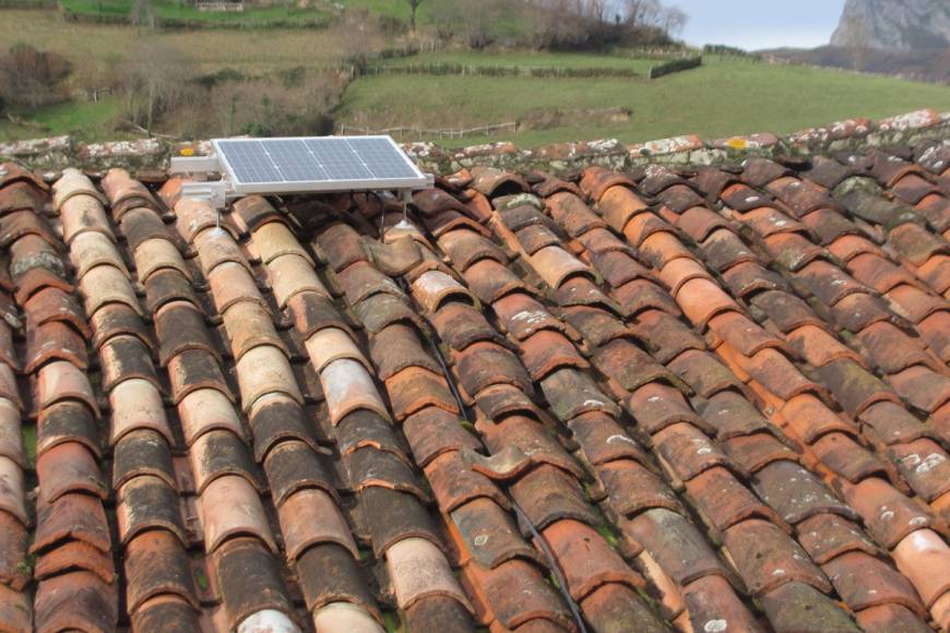 Instalación sistema solar aislado en Riosa (Asturias) 