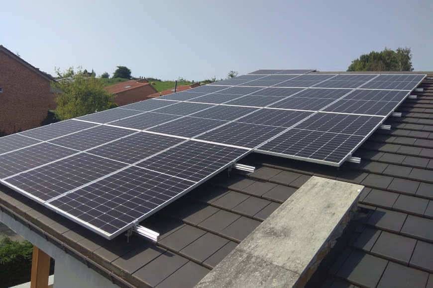 Instalación fotovoltaica de autoconsumo con acumulación en Pola de Siero (Asturias)